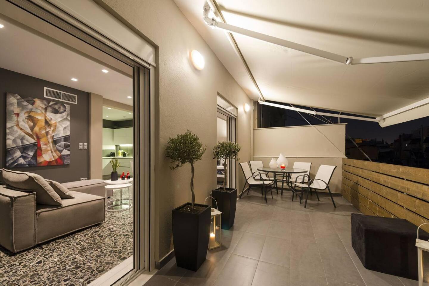Ma Maison Nο 1, Penthouse, Acropolis And Lycabettus View, Ultra High Speed Internet 300 Mbps, 15' To Acropolis By Metro, 1' From Metro Station Atenas Exterior foto